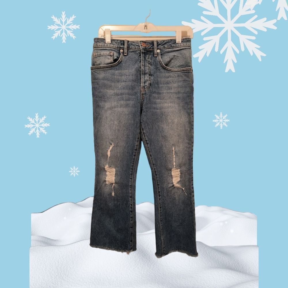Forever 21 Distressed Denim Jeans - Picture 4 of 5
